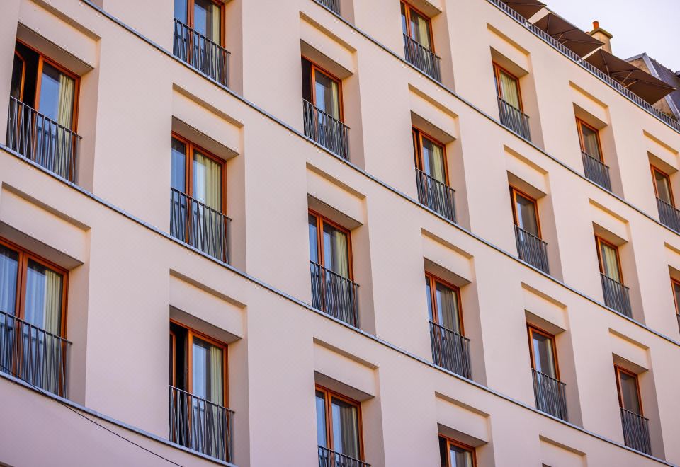 4. 더 피플 - 파..