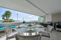 Modern apartment with large, 40 sqm terrace 1st line, with fiber optic connection