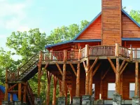 Amazing Mountain Views / Hot Tub / Fireplace / Game Room / Creek / Trails Hotels in Broad River