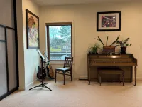 Lux Loft Plus Near IU, Sustainable, Custom Private Apartment + EV Charger