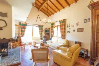 Enormous well-equipped chalet for up to 14 people