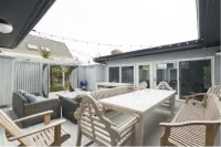 Cozy Hamptons Beach House 1 Block from the Beach!