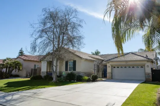 NW Farmhouse - The Perfect Place To Stay!