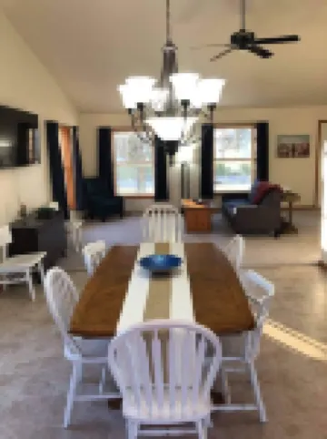 In Kalona-Near Pleasantview Home, Hospital, Iowa, and Kinnick Carver WiFi-Garage