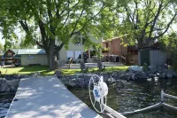 Lakefront home with Dock and lagoon access in Bigfork