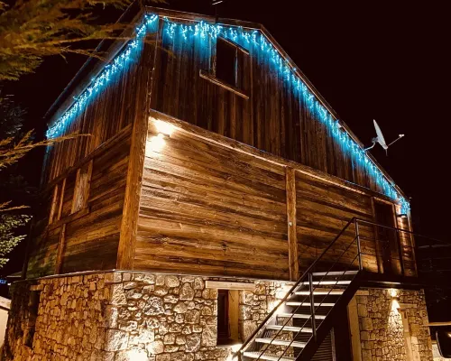 Coquet Chalet 2 Pas des Pistes ET Commerces Aux Angles-8 Pers-Parking Hotels in Les Angles