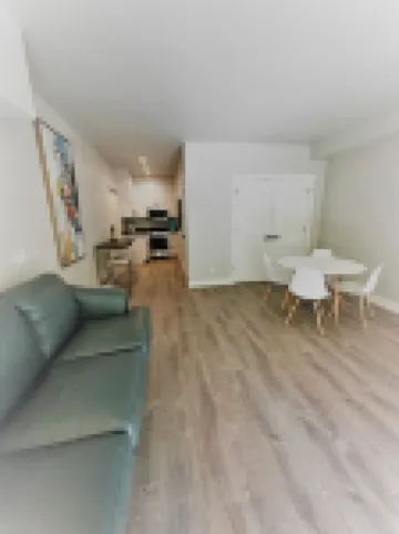 Outlaw Inn Unit 1. Modern, newly remodeled unit. Steps from Main Street!