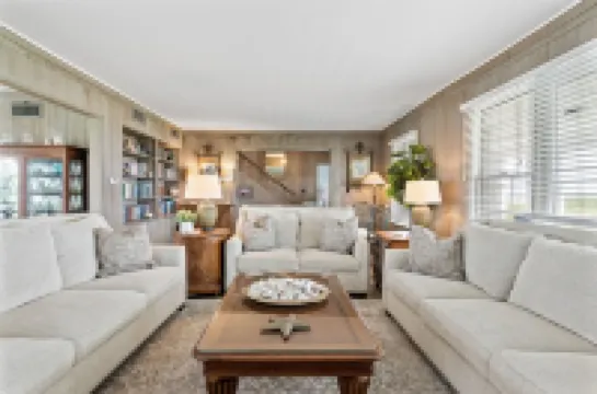 Beautiful Two-story Oceanfront 5 Bedroom Home With Private Beach Access 폰테베르다비치 호텔