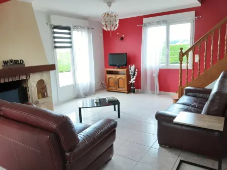 Detached house between sea and countryside Отели в г. Плёк-сюр-Лье