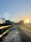 Modern Beachfront Condo: Views from Every Room Heated Pool+ Ferry+ Parking!!