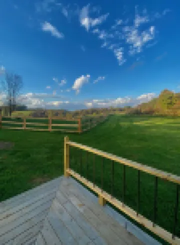 The StarGazer farm Stay 20 mins from hocking hill w/ fast internet