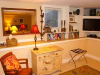 Downtown Luxury Studio, Brevard NC Hotels in Brevard