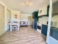 House AXALY Saint Martin d'Ardèche capacity 12 people with swimming pool