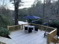 Serene Lakefront Cabin with Dock/Kayaks/Canoe & Fire Pit!!