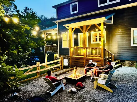 Cabin Boheme & Boat Rental "A Lakefront Hideaway"Kayaks, Firepit, Petfriendly