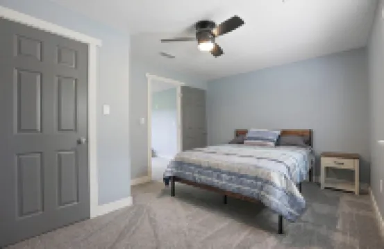 Country Escape in Hocking Hills- Great location!