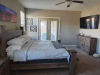 Resort Style Home in Maricopa-Minutes from Golf, Copper Sky Complex and Harrah's