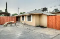 Cheerful & Remodeled - 2 miles from Fresno Airport Các khách sạn gần Fresno Pacific University