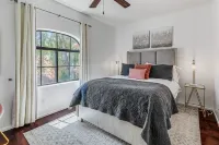 Your Luxury Getaway on Biltmore Golf Links Course, Phoenix AZ!