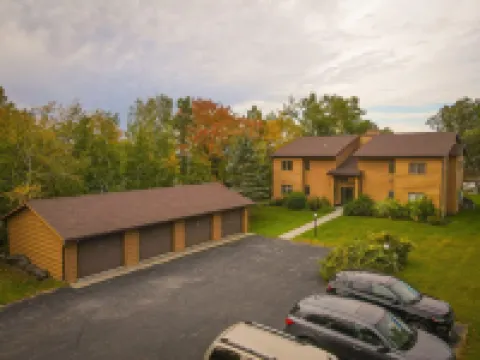 Breezy Hills - Unit 4;Lake Bemidji, King bd, Kayaks, PB Trail!