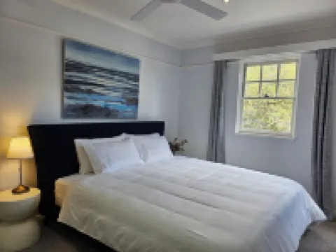 Four-bedroom house with city view in Central Canberra