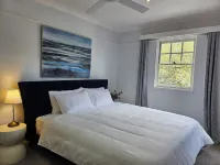 Four-bedroom house with city view in Central Canberra
