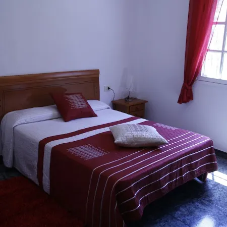Quiet, bright apartment with stunning views in a small village, with WiFi