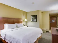 Pittsburgh Airport Inn and Suites Hotels near Pittsburgh International Airport