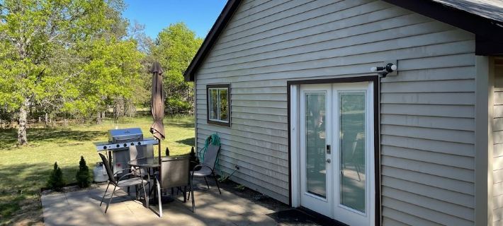 Remodeled Cottage close to ATV/Snowmobile Trails, and Ausable River Hotels in Oscoda County
