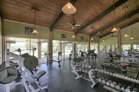 Tranquility at the Lake! 3 King Rooms+Bunks, Boat Parking+ Launch, Beach Access
