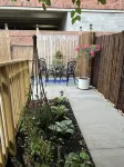 Ideal Location Downtown-Groups&Families! Living Rooms on 3 Levels-Ada Accessible Hotels near A Lil Somethin'