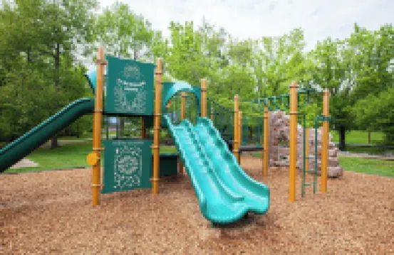 Riverfront Cabin~Firepit~Private Boat Ramp w/ river access~Dog-Friendly! Hotels in Jamestown