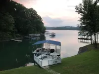Lake Life-Lake Front-Hot Tub