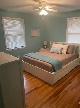 Relaxing 3 BR home close to Water, NAS, Perdido