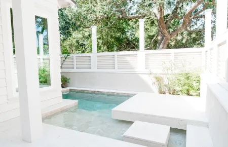 Elegant Cottage on the Bluff Downtown Fairhope (A)