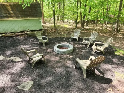 3Br Pocono Getaway Near Skiing, Lakes & Family Fun Kalahari Waterpark Resort Convention Center附近的飯店