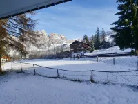 APARTMENT CORTINA 1956