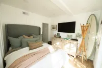 Cozy Laguna Beach Cottage 3min walk to the ocean and 7min walk to the village! - 4 stelle