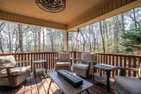 My Happy Place - Games, Lake & Scenery Views.