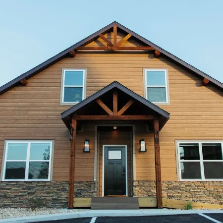 New! Luxury Lakeview Cabin: Lazy River, Theater, Game Rm, Sleeps 20+, Hot Tub