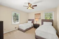 WHOLE Home with BASEMENT on 3 Acres - balcony