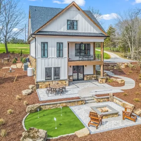 Treetop - 3 King Suites- sister property next door #1559015
