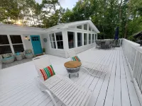 5 Min. to Lake Allatoona/15 Min. to DT W'Stock/Firepit/Sleeps 7/Huge Deck!