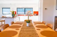 Bliss@13thbeach: Barwon Heads, Golf Surf, Bush. Luxe Living, Pet Friendly