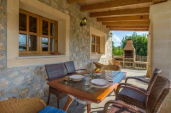 Cal Cristo, Villa with private pool in a quiet area