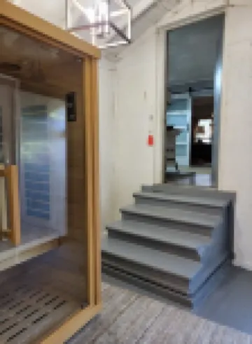 15 min> Lake of the Pines, 25 min> Lake Caddo. Bring the boat and whole family!