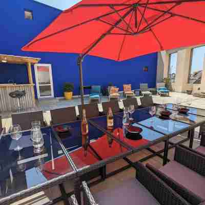 Large seaside house for family vacations Dining/Meeting Rooms