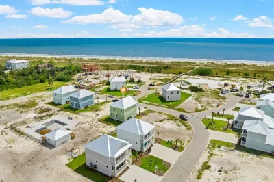 5 Bedroom with Ocean Views & the beach just down the boardwalk!
