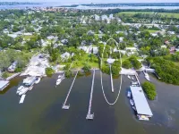 Private historical completely renovated cottage with  60 ft dock on Sarasota Bay