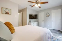 Private Home 4-7 Miles from the Stockyards/Dickies/Downtown/Tcu/Nas-JRB